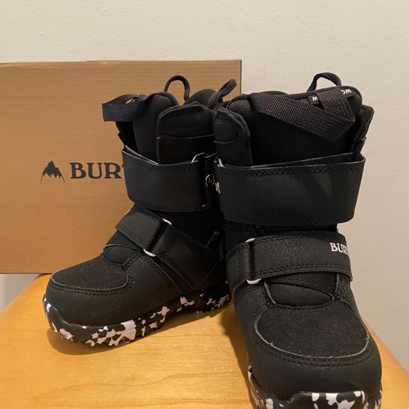Burton Shoes Nwt Burton Mini Grom 9c Poshmark